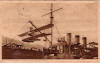Franz�sisches Marine Flugzeug wird aufgefischt.